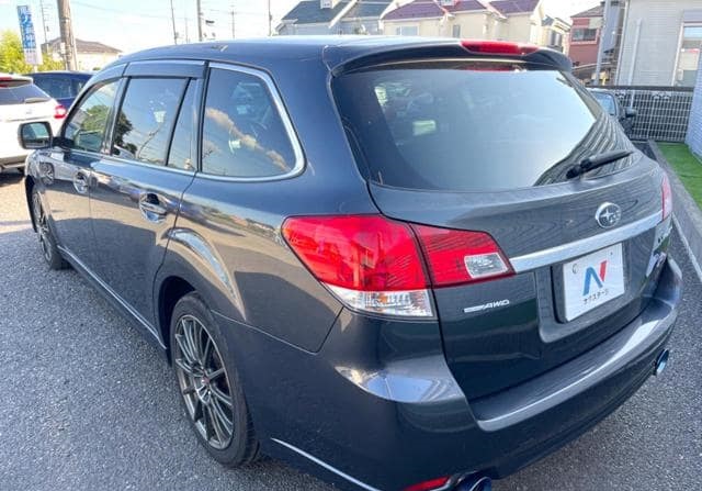Is the SUBARU LEGACY TOURING WAGON 2009 suitable for Ugandan roads?