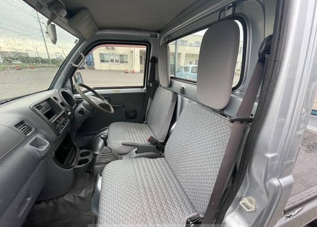 SUBARU SAMBAR TRUCK 2014 How To Spot Accident Damage And Flood Signs