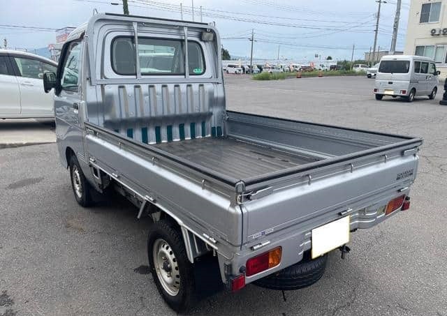 SUBARU SAMBAR TRUCK 2014 How To Spot Accident Damage And Flood Signs