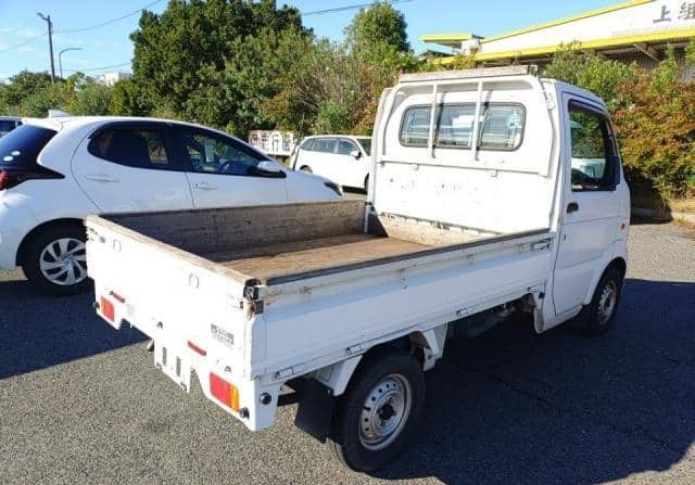 SUZUKI CARRY TRUCK 2012 Tyre Sizes Fluids And Recommended Service Items