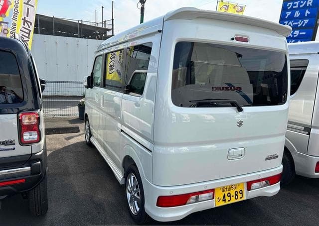 SUZUKI EVERY WAGON 2024 Running Costs Guide For Insurance And Maintenance