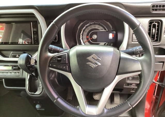 Is the SUZUKI HUSTLER 2020 fuel efficient for city driving in Uganda?