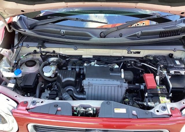 Is the SUZUKI HUSTLER 2020 fuel efficient for city driving in Uganda?