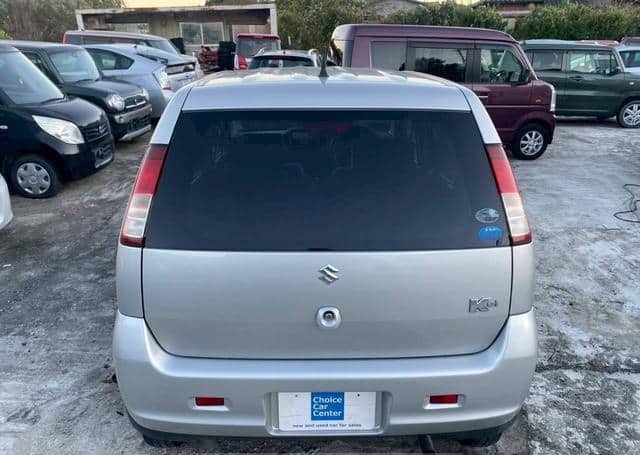 Is the SUZUKI KEI 2007 fuel efficient for urban driving in Uganda?