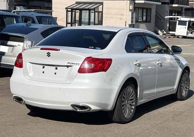 SUZUKI KIZASHI 2010 Performance Review Acceleration Braking And Ride