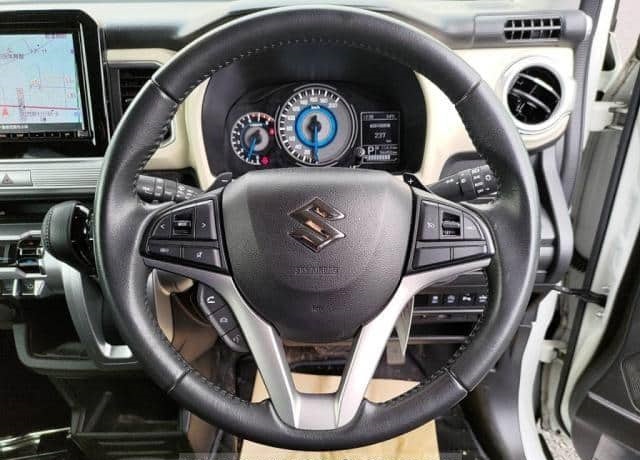 Is the SUZUKI X BEE MZ 2020 suitable for driving in Ugandan terrains?