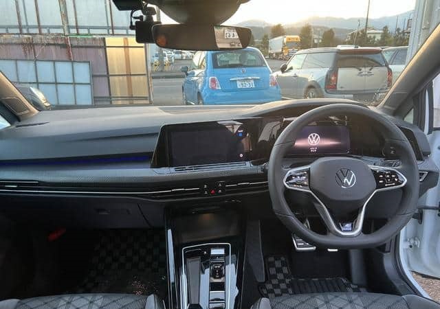 Is the VOLKSWAGEN GOLF 2024 available in Uganda?