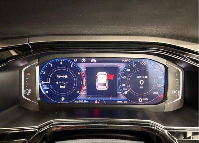 Is the VOLKSWAGEN POLO 2020 fuel-efficient for city driving in Uganda?