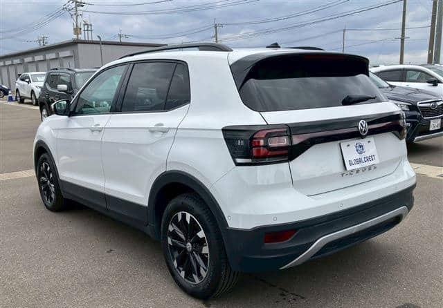 Is the VOLKSWAGEN T-CROSS 1.0TSI 2020 fuel efficient for Ugandan roads?