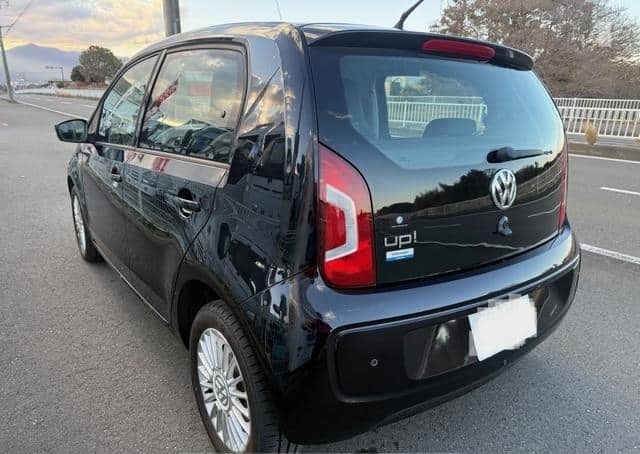 Is the VOLKSWAGEN UP 2014 suitable for Uganda’s road conditions?