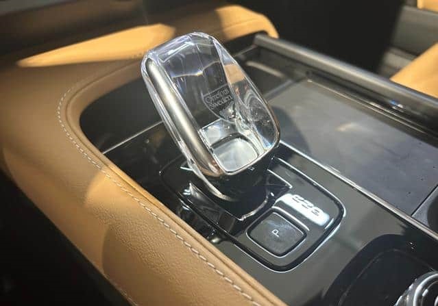Is the VOLVO S90 B5 ULTRA BRIGHT 2025 suitable for Ugandan roads?