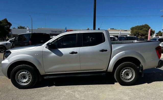 Nissan Navara 2023