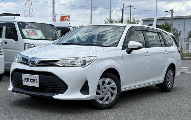 Corolla Fielder 2018