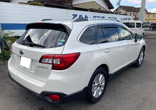 SUBARU Outback 2015