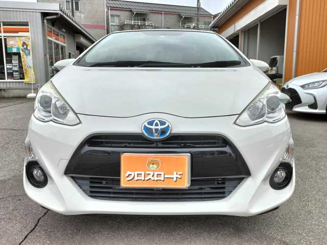 Toyota AQUA 2015