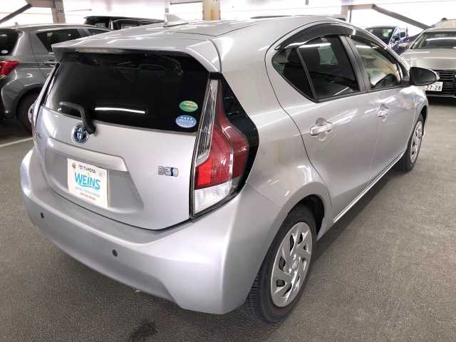 Toyota Aqua 2016