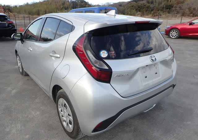 Toyota AQUA 2023