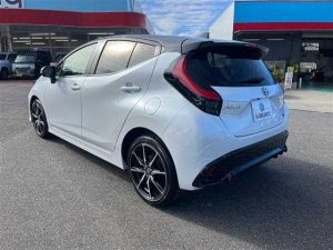 Toyota AQUA 2025
