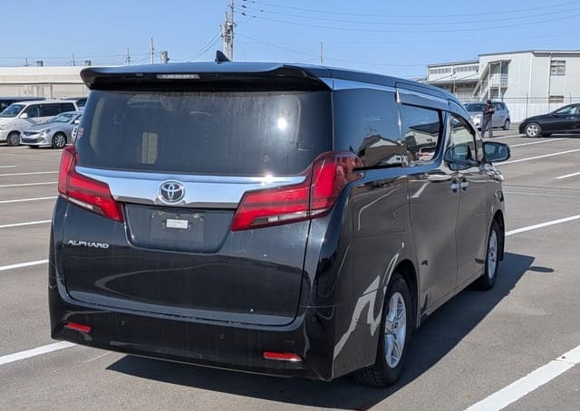 Toyota Alphard 2020