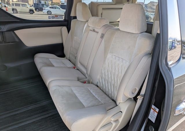 Toyota Alphard 2020