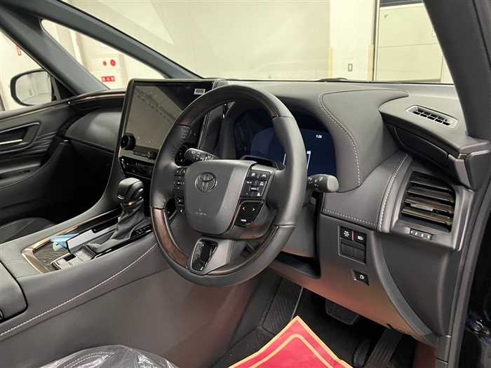 Toyota Alphard 2024