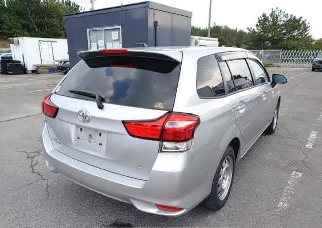 Toyota Corolla Fielder 2021