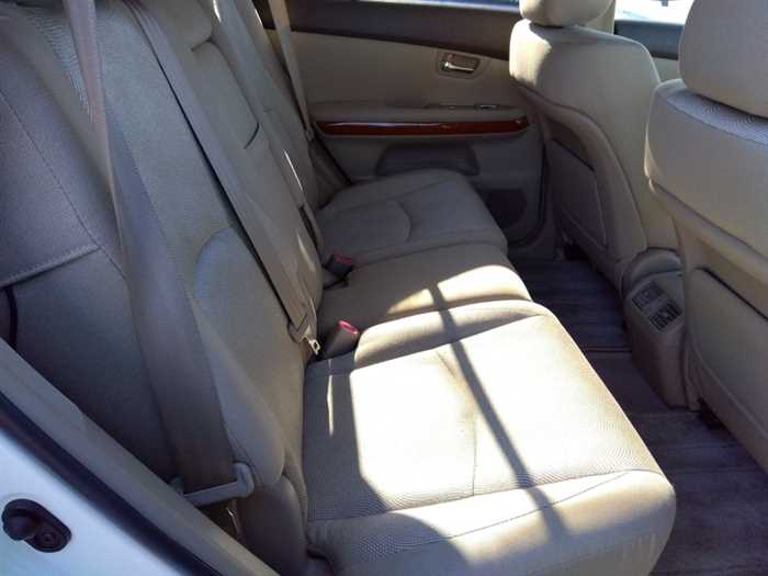 Toyota Harrier 2010