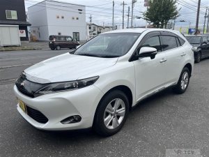 Toyota Harrier 2014