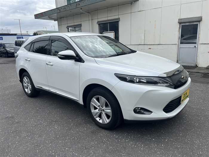 Toyota Harrier 2014