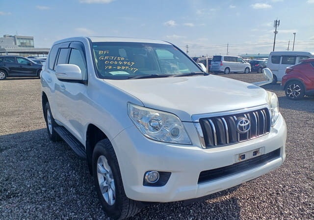 Toyota Land Cruiser Prado 2013