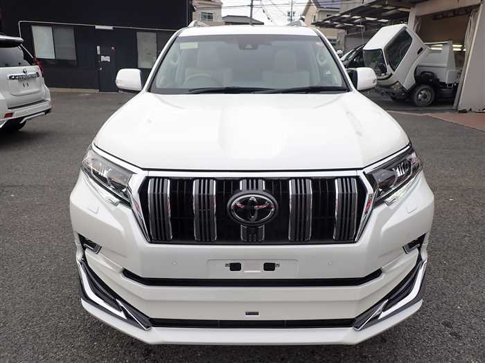 Toyota Land Cruiser Prado 2023