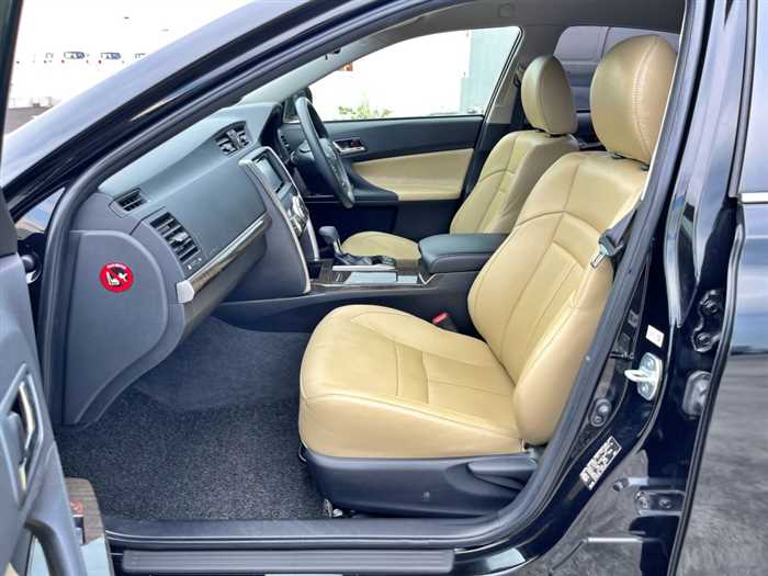 Toyota Mark X 2015