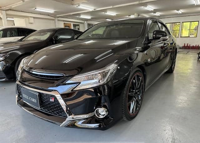 Toyota Mark X 2018