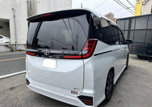 Toyota Noah 2025