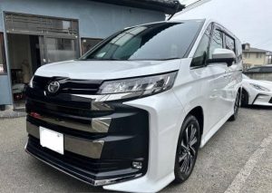 Toyota Noah 2025