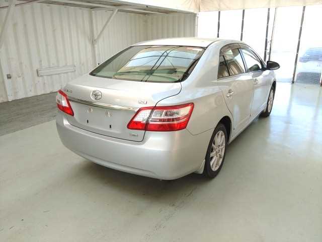 Toyota Premio 2013