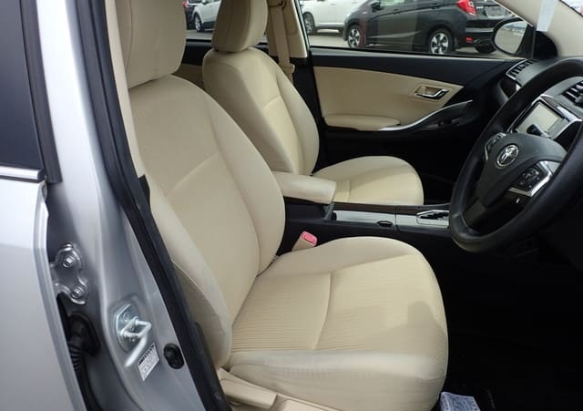 Toyota Premio 2018
