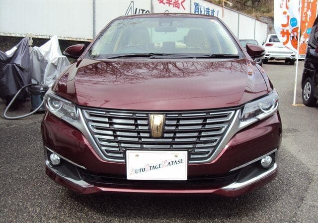 Toyota Premio 2019