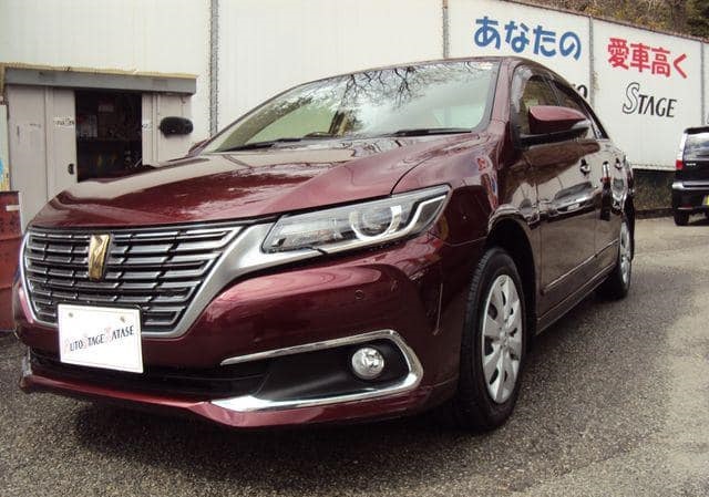 Toyota Premio 2019