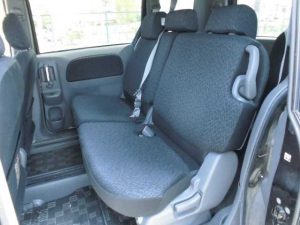 Toyota Sienta 2012