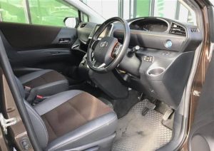 Toyota Sienta 2021
