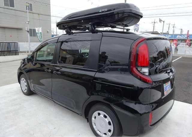 Toyota Sienta 2024