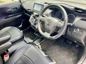 Toyota Wish 2013