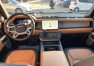 Land Rover Defender 110 2024