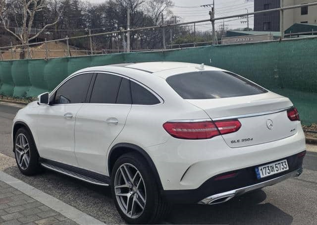 Mercedes-Benz GLE-Class 2017