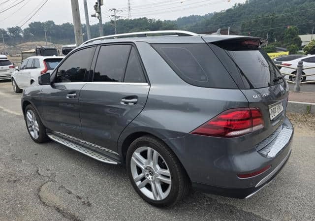 Mercedes-Benz GLE-Class 2018
