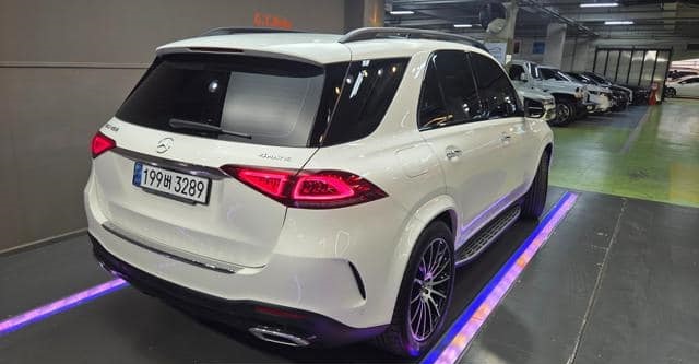 Mercedes-Benz GLE-Class 2022