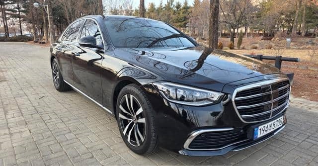 Mercedes-Benz S Class 2021