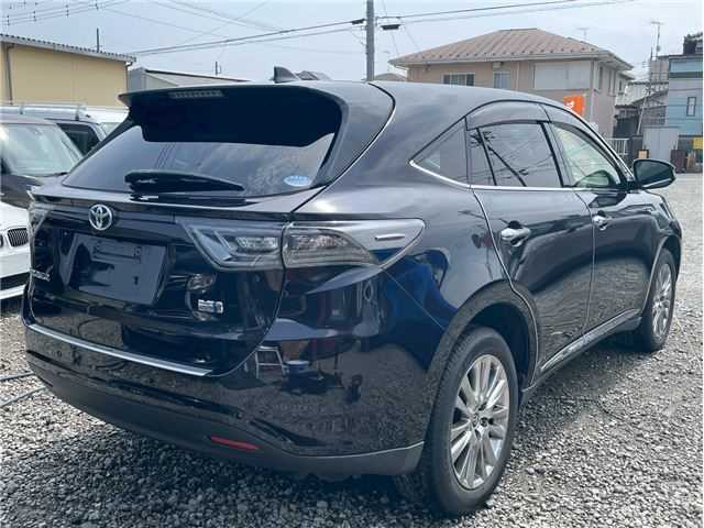Toyota Harrier Hybrid 2014