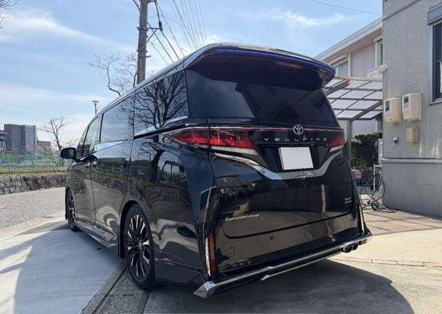 Toyota Vellfire 2024